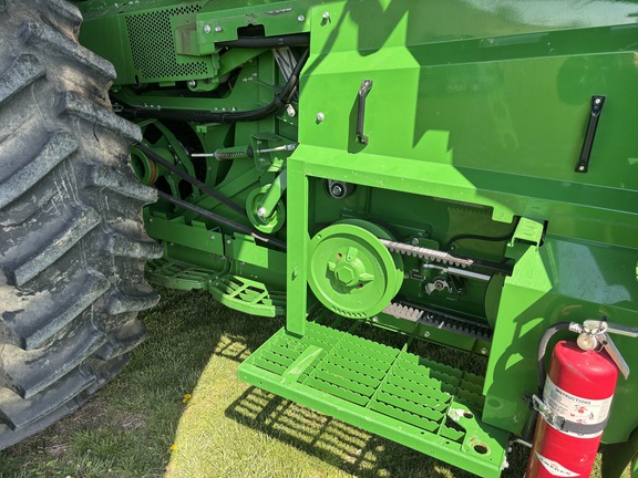 Used 2022 John Deere X9 1000 Combines at Koenig Equipment in Oxford, OH - Photo21