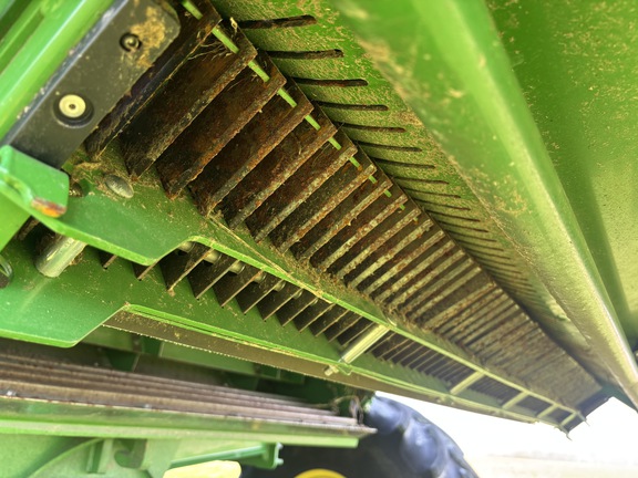 Used 2022 John Deere X9 1000 Combines at Koenig Equipment in Oxford, OH - Photo30