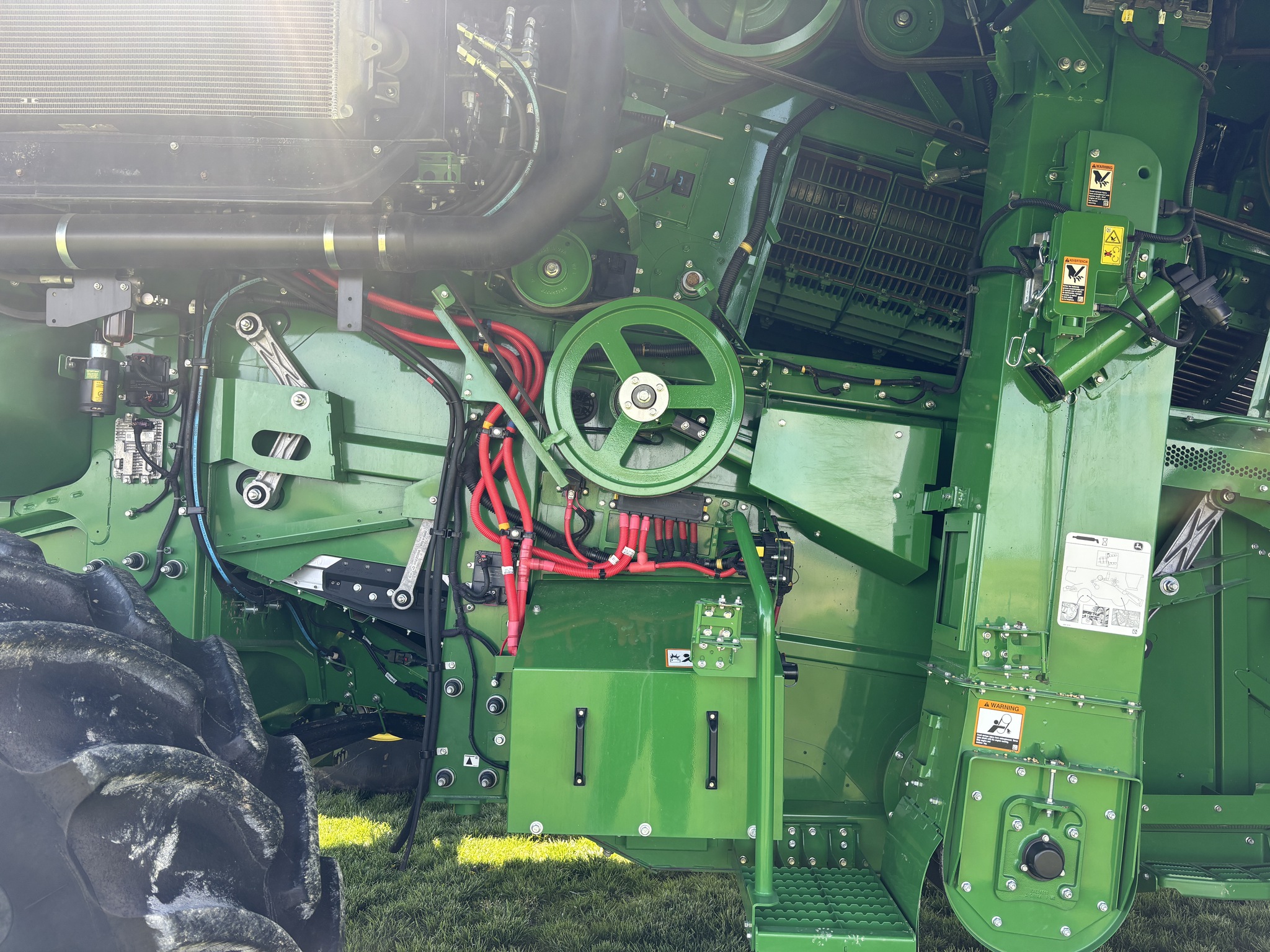 Used 2022 John Deere X9 1000 Combines at Koenig Equipment in Oxford, OH - PhotoXL32