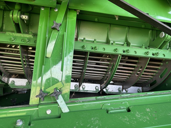 Used 2022 John Deere X9 1000 Combines at Koenig Equipment in Oxford, OH - Photo35