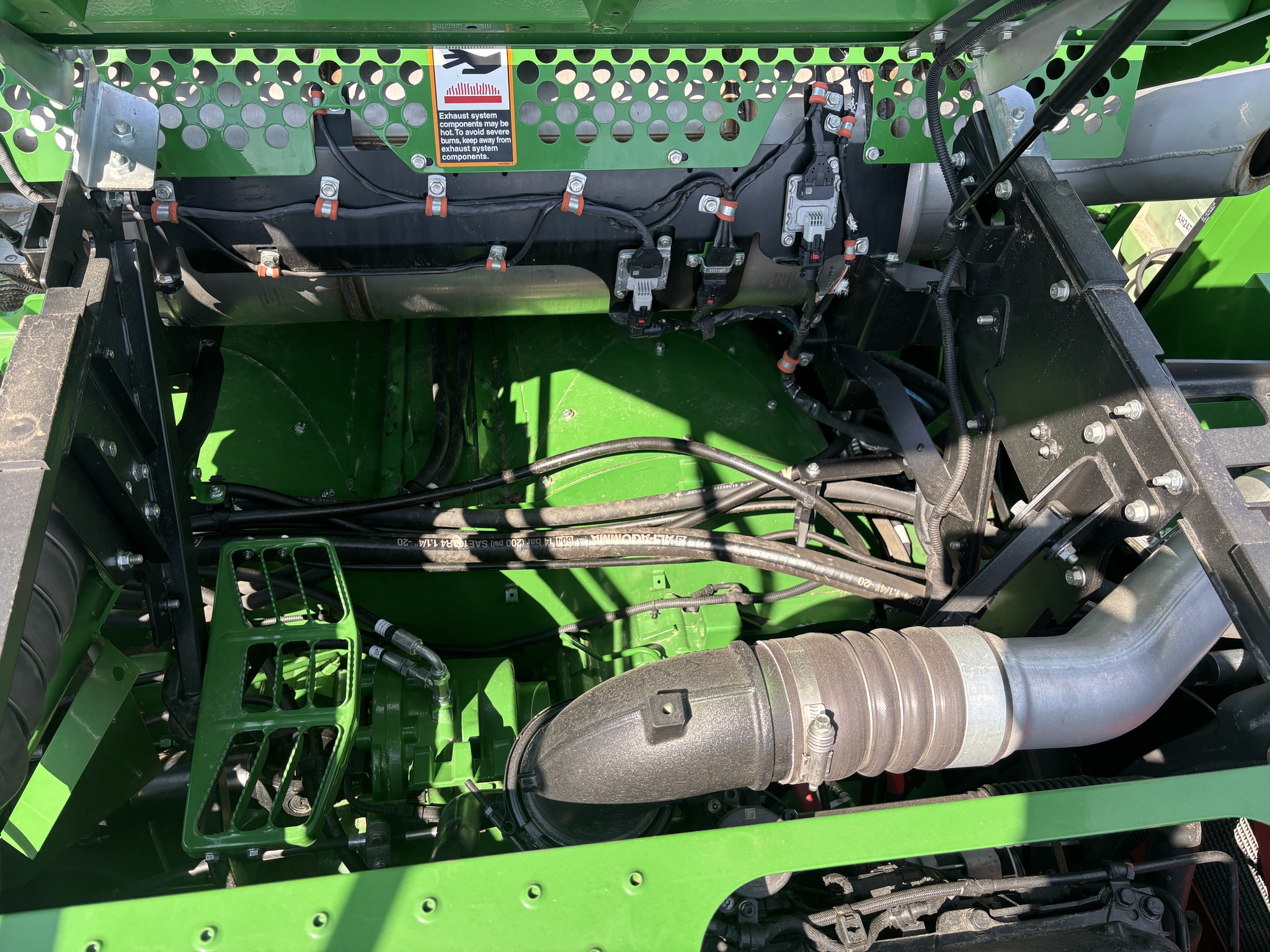 Used 2022 John Deere X9 1000 Combines at Koenig Equipment in Oxford, OH - PhotoXL42