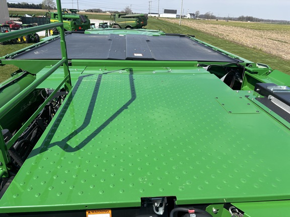 Used 2022 John Deere X9 1000 Combines at Koenig Equipment in Oxford, OH - Photo41