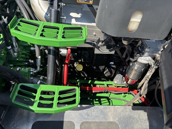 Used 2022 John Deere X9 1000 Combines at Koenig Equipment in Oxford, OH - Photo44