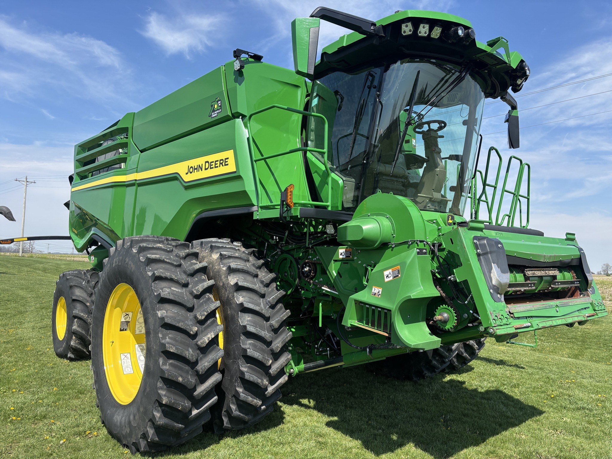 Used 2022 John Deere X9 1000 Combines at Koenig Equipment in Oxford, OH - PhotoXL0