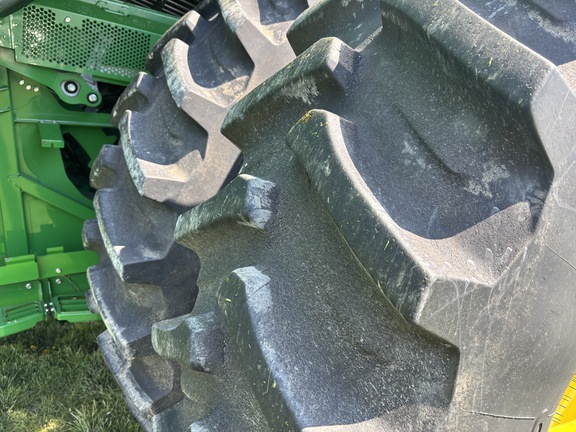 Used 2022 John Deere X9 1000 Combines at Koenig Equipment in Oxford, OH - Photo16