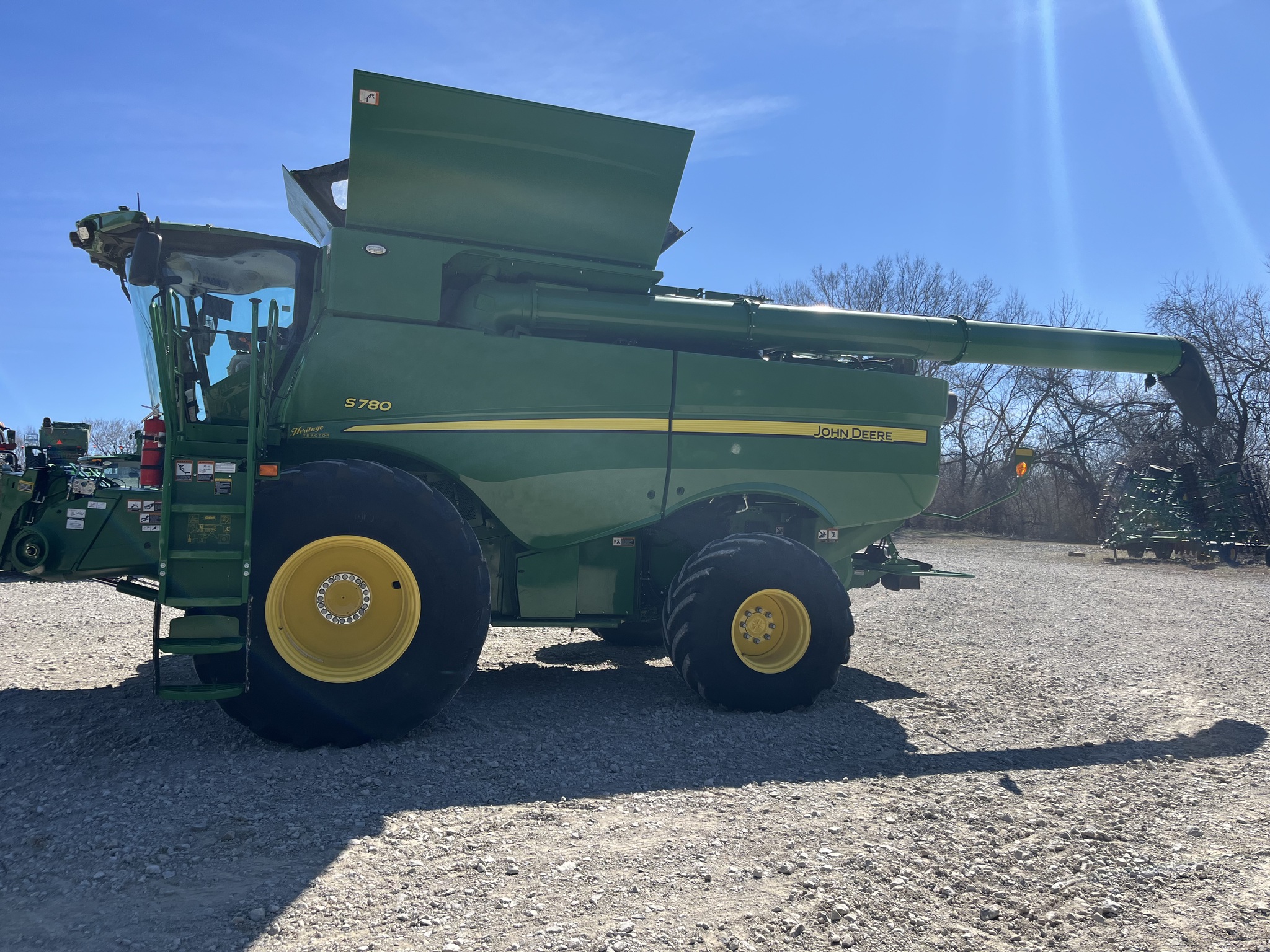  2024 John Deere S780 at Heritage Tractor in Atchison, KS