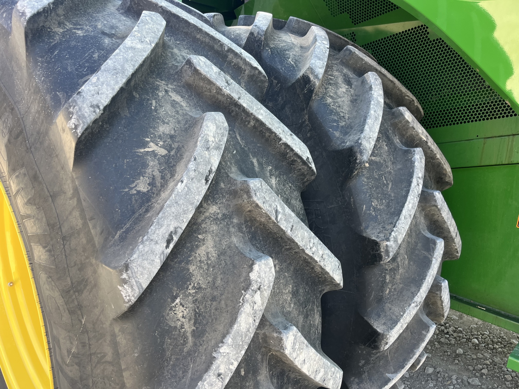  2024 John Deere S780 at Heritage Tractor in Atchison, KS