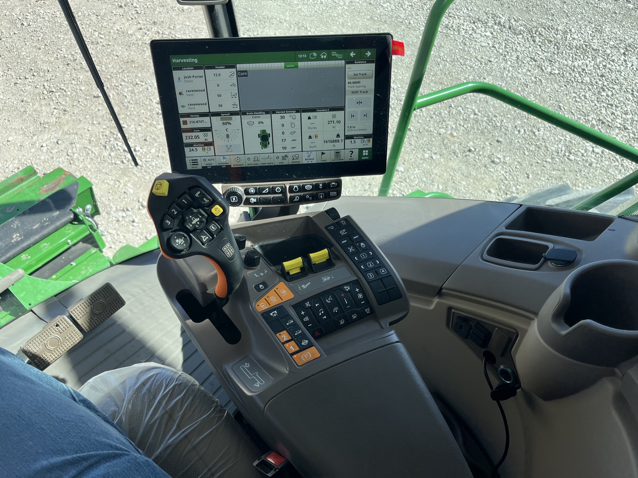  2024 John Deere S780 at Heritage Tractor in Atchison, KS