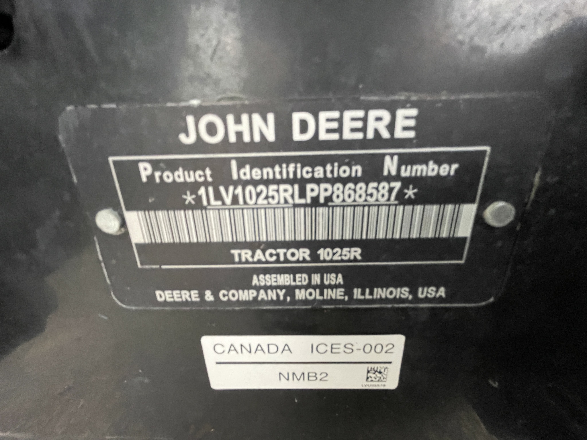 2023 John Deere 1025R Image 12