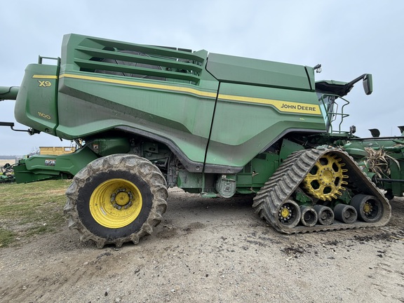 Photo of 2023 John Deere X9 1100