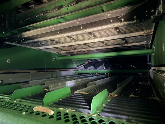 Photo of 2023 John Deere X9 1100