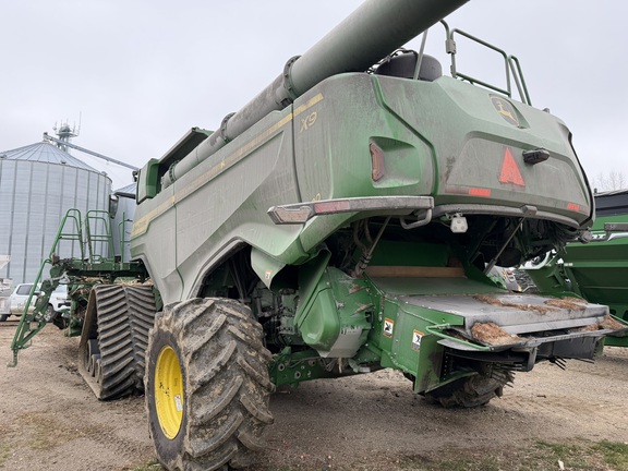 Photo of 2023 John Deere X9 1100