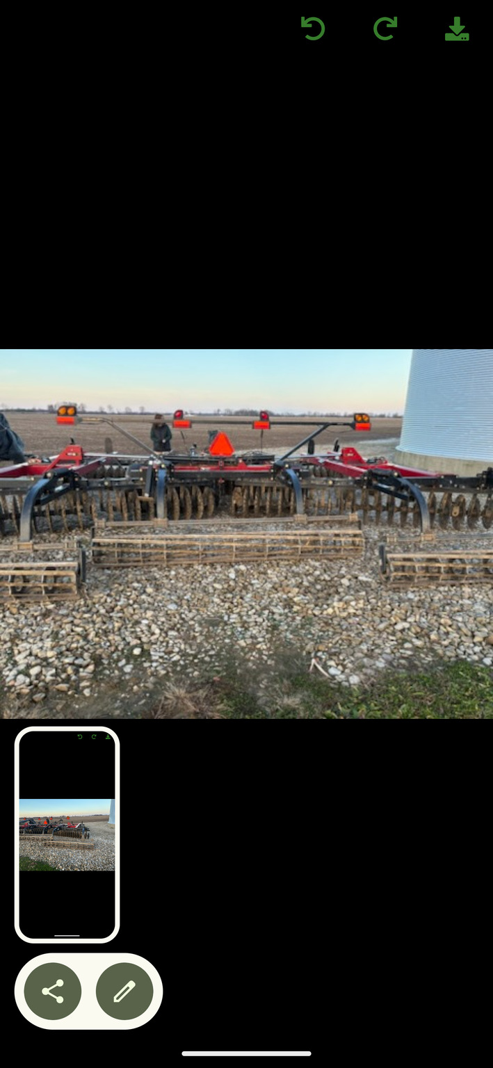 Case IH 330 Image 17