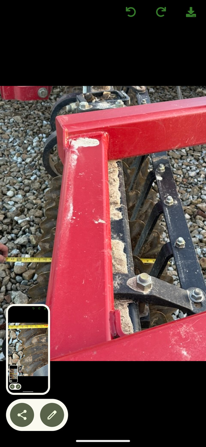 Case IH 330 Image 12