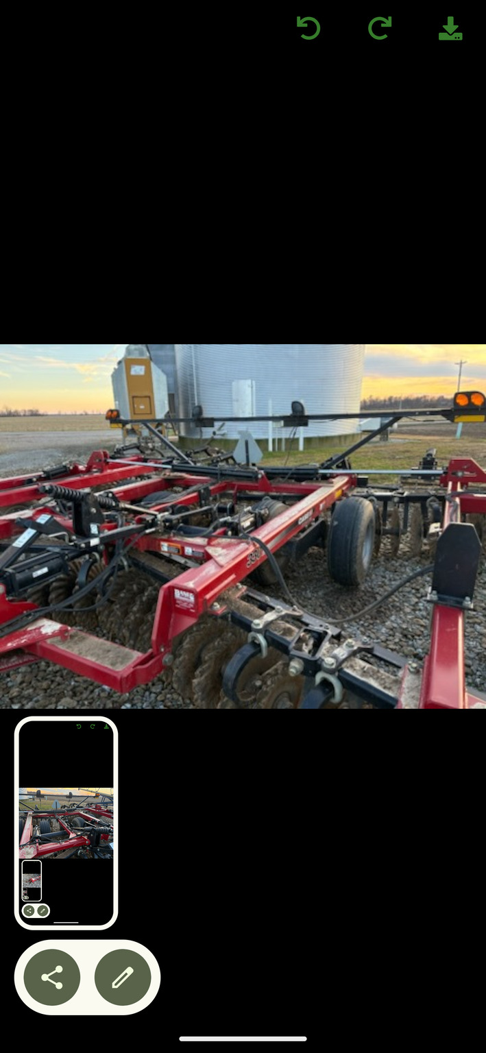 Case IH 330 Image 6