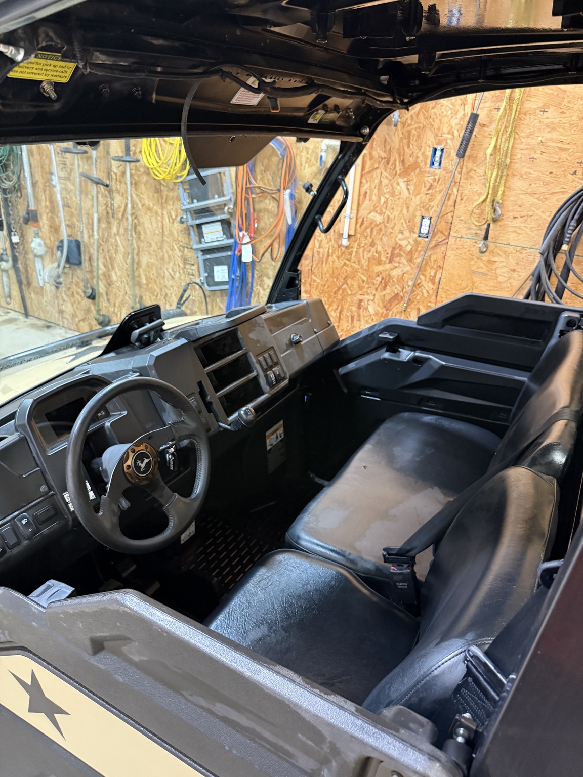 2023 John Deere 835MH Image 4