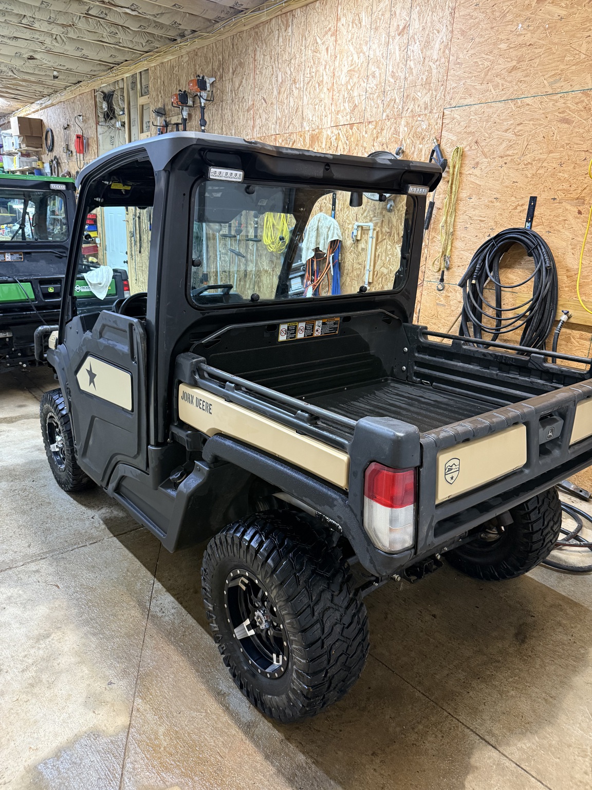 2023 John Deere 835MH Image 7