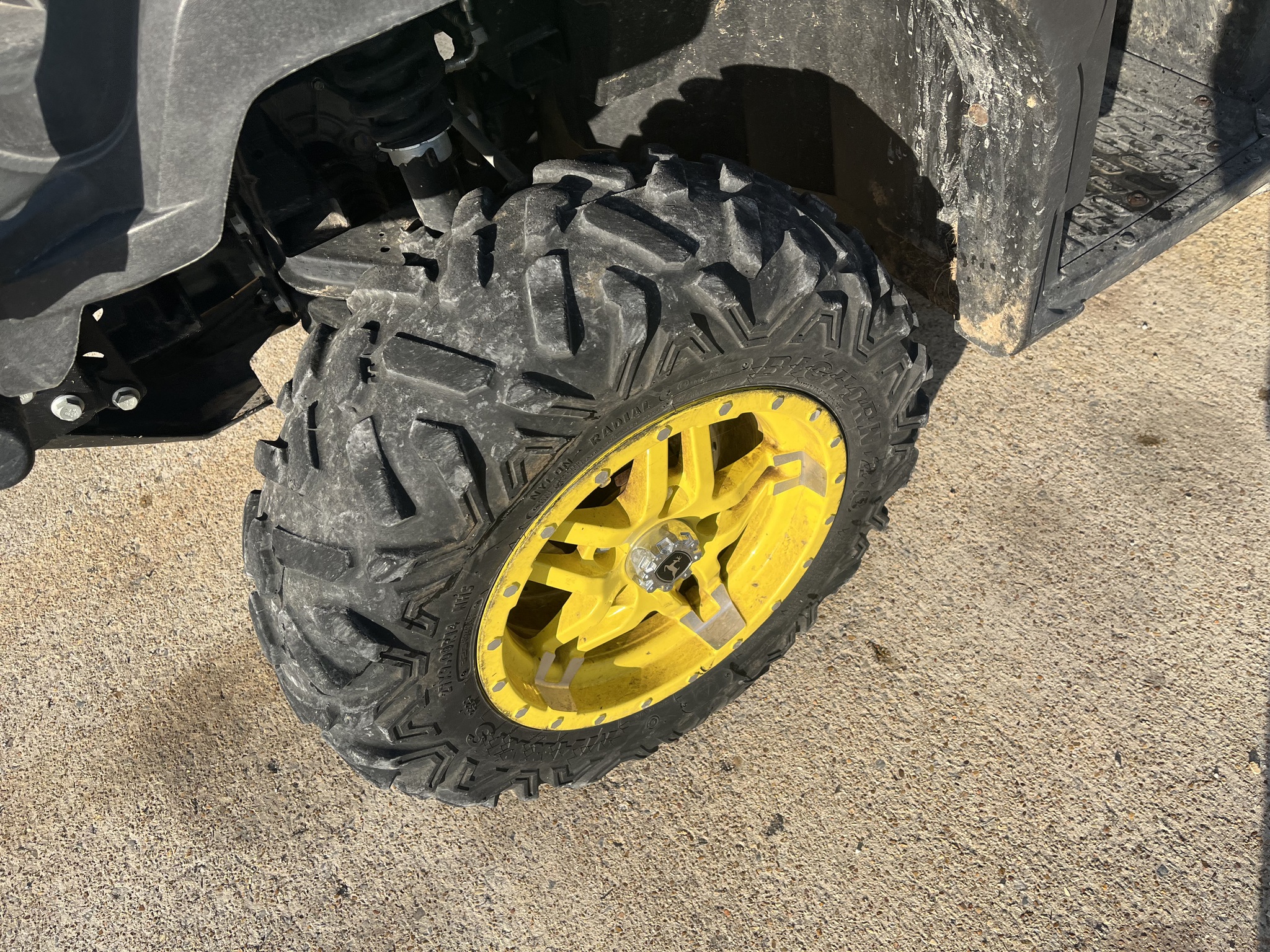  2019 John Deere XUV 835M at Heritage Tractor in West Plains, MO