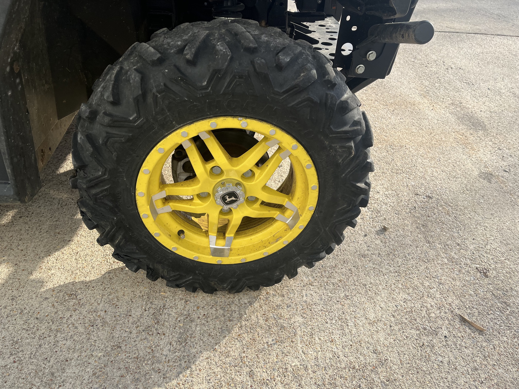  2019 John Deere XUV 835M at Heritage Tractor in West Plains, MO