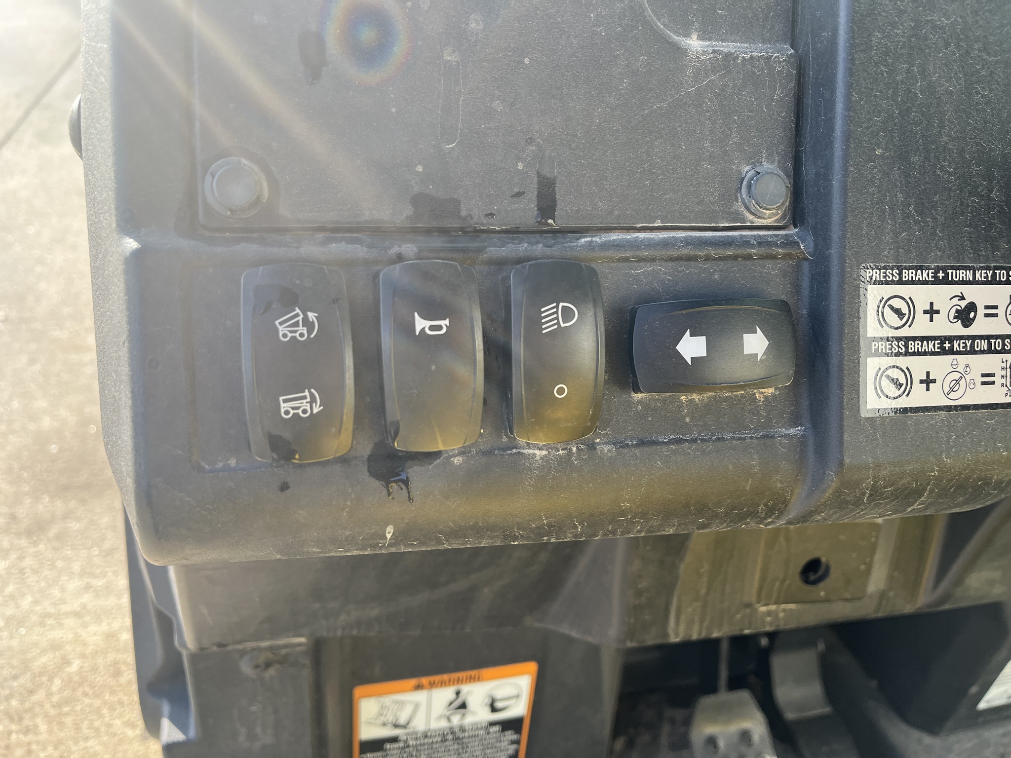  2019 John Deere XUV 835M at Heritage Tractor in West Plains, MO