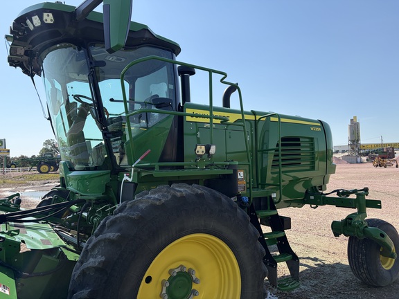 2022 John Deere W235R (4th thumbnail)