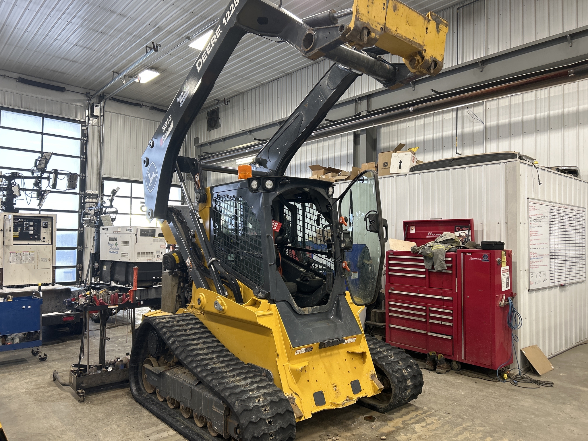 2024 John Deere 331G Image 11