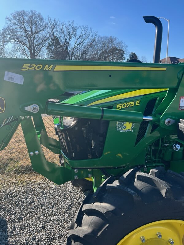 2025 John Deere 5075E Image 2