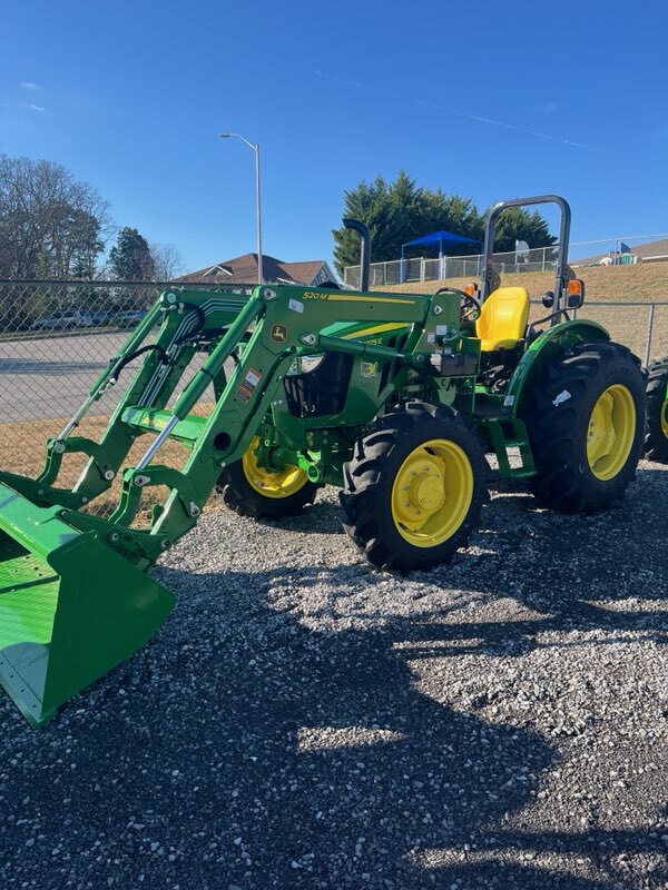 2025 John Deere 5075E Image 1