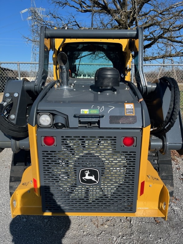 2025 John Deere 325G Image 4