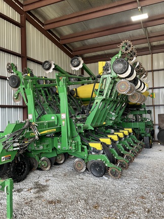 Photo of 2016 John Deere 1795