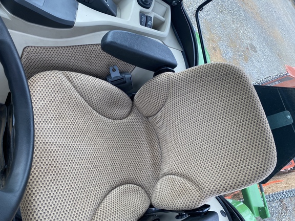 2024 John Deere 4075R Photo 6