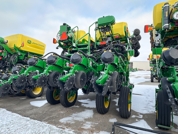 2025 John-Deere 1795