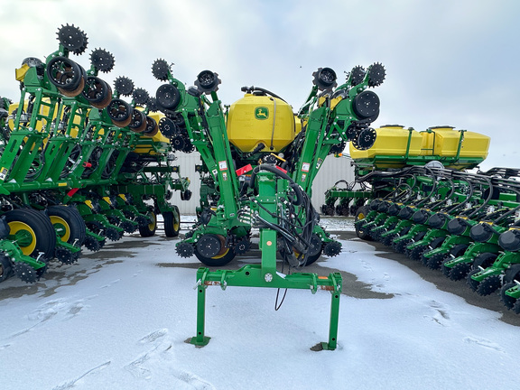 2025 John-Deere 1795