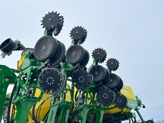 2025 John-Deere 1795