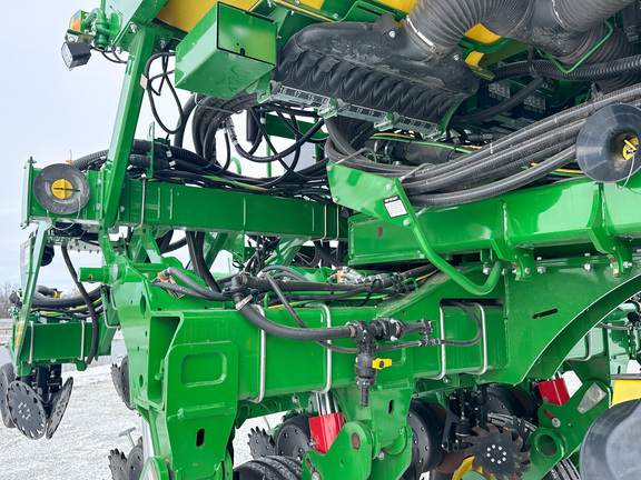 2025 John-Deere 1795