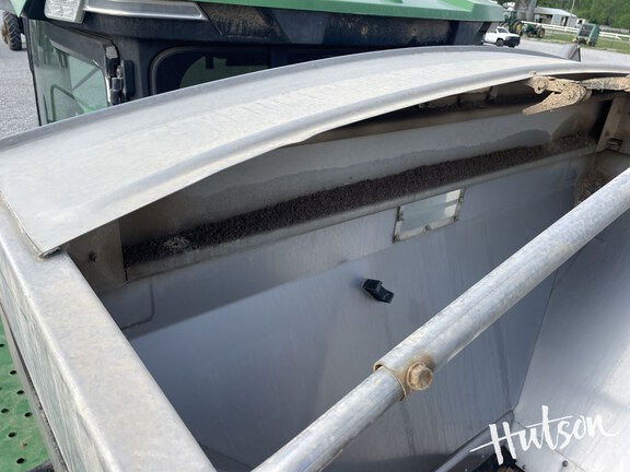 Photo of 2022 John Deere 800R