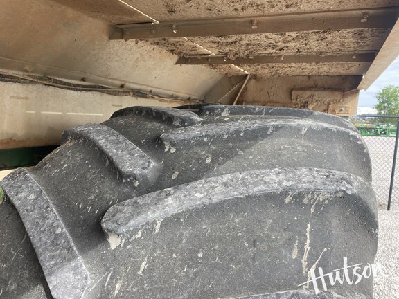 Photo of 2022 John Deere 800R