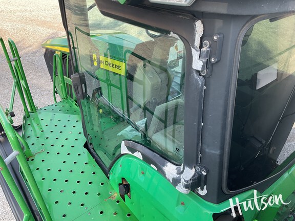 Photo of 2022 John Deere 800R