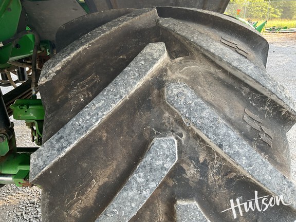Photo of 2022 John Deere 800R