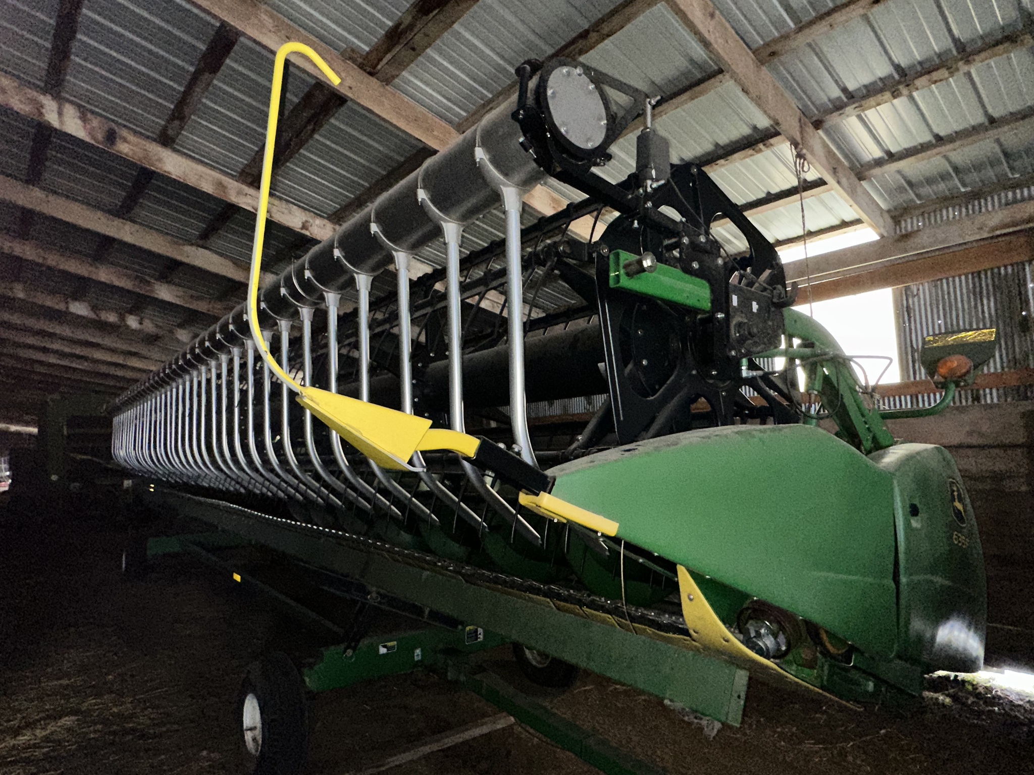 2012 John Deere 635F Image 8