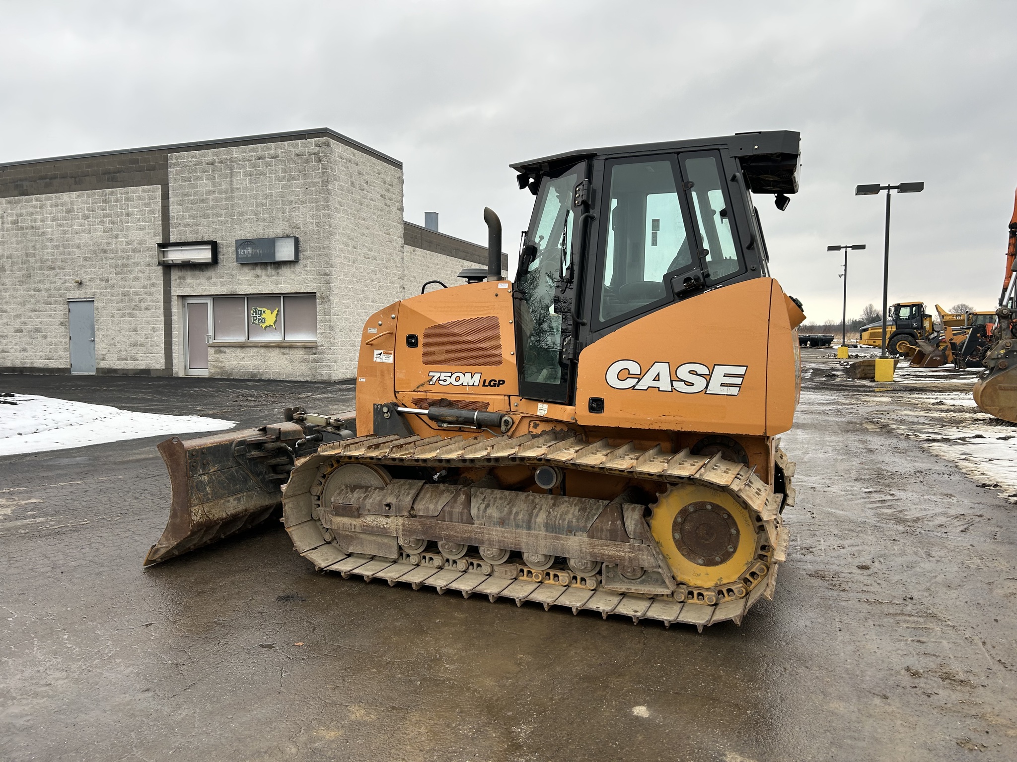 2018 Case 750M LGP Image 3