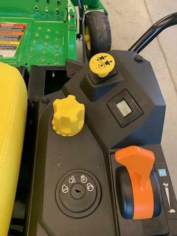 2026 John Deere Z315E Image 6