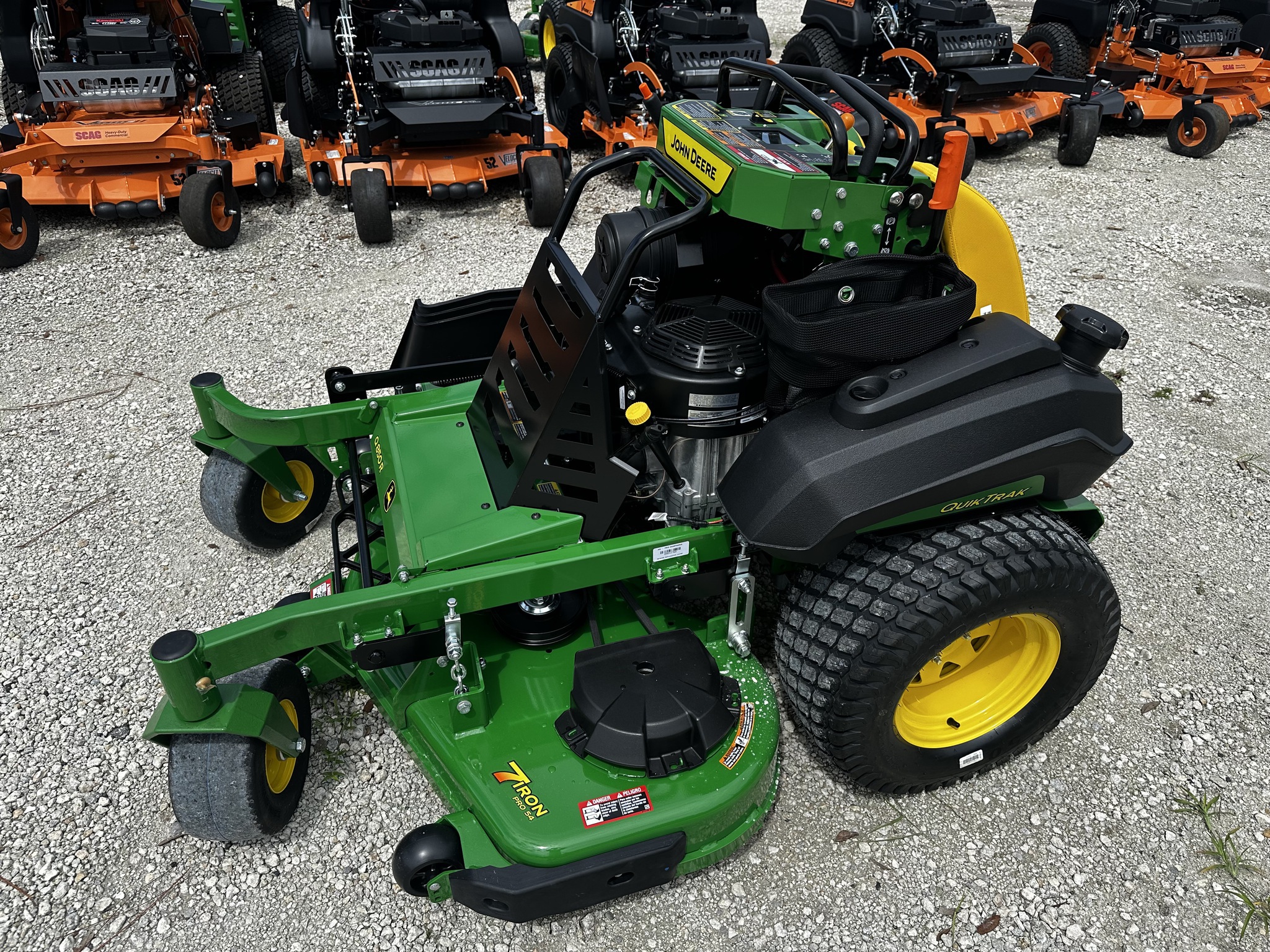 2026 John Deere Q850R Image 1