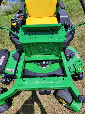 2025 John Deere Z730M-4