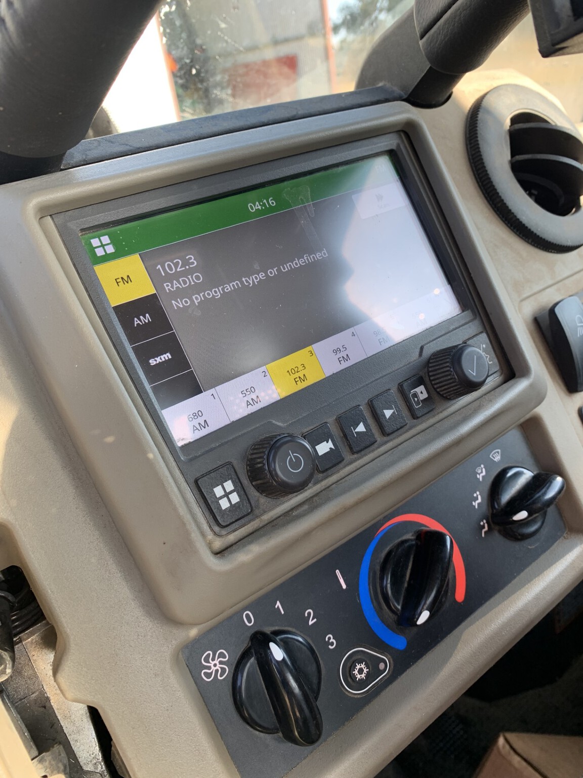 2024 John Deere XUV 835R Image 5