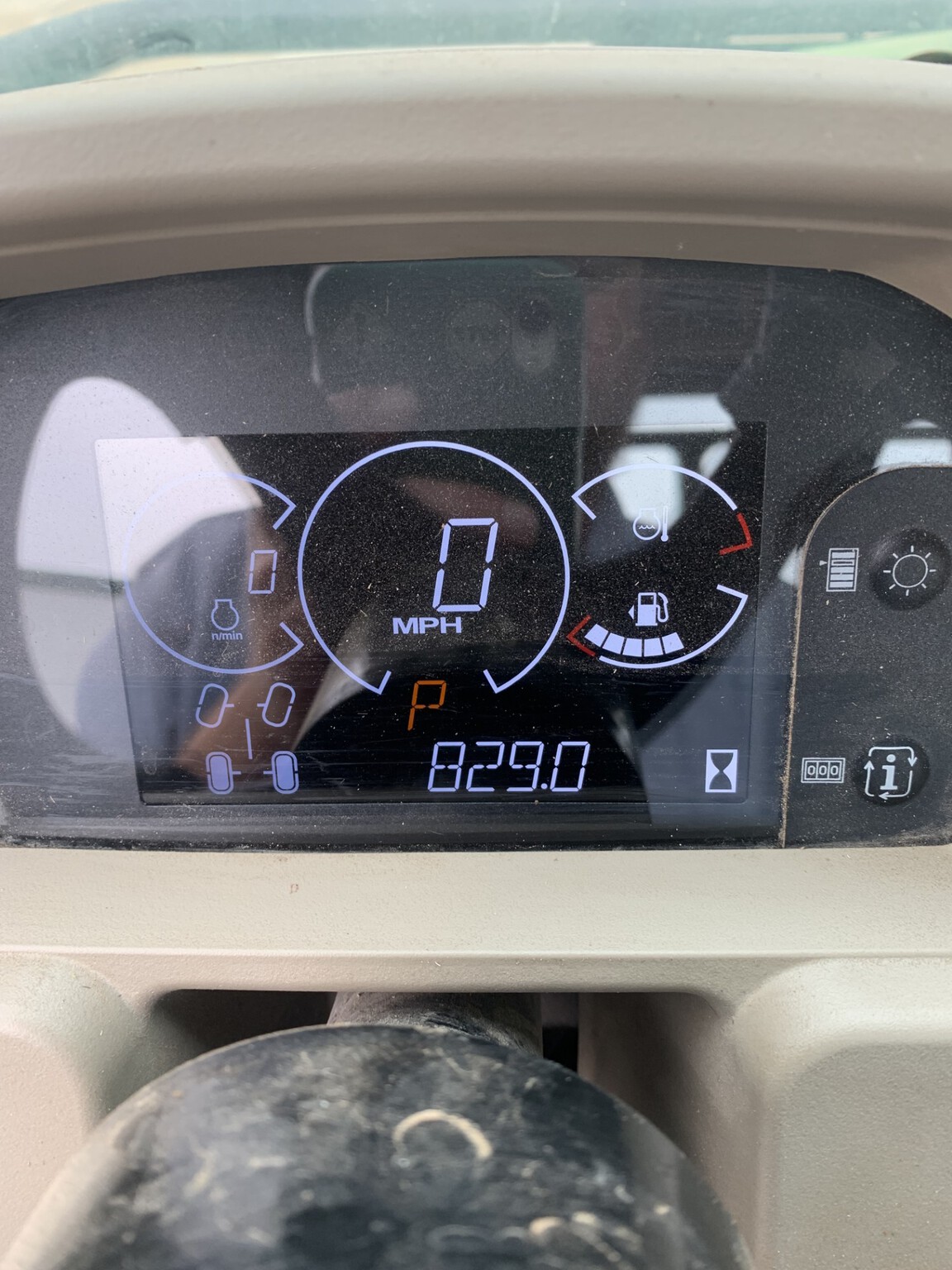 2024 John Deere XUV 835R Image 7