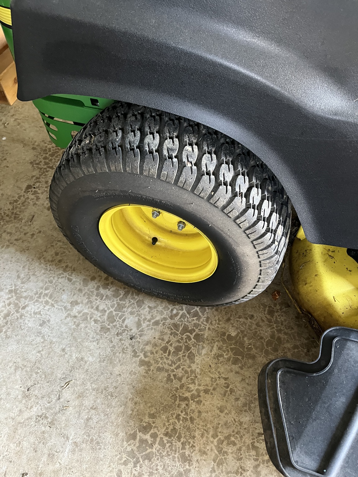 2015 John Deere Z435 Image 11