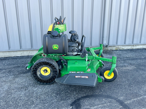2023 John-Deere 661R