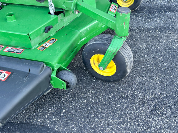 2023 John-Deere 661R