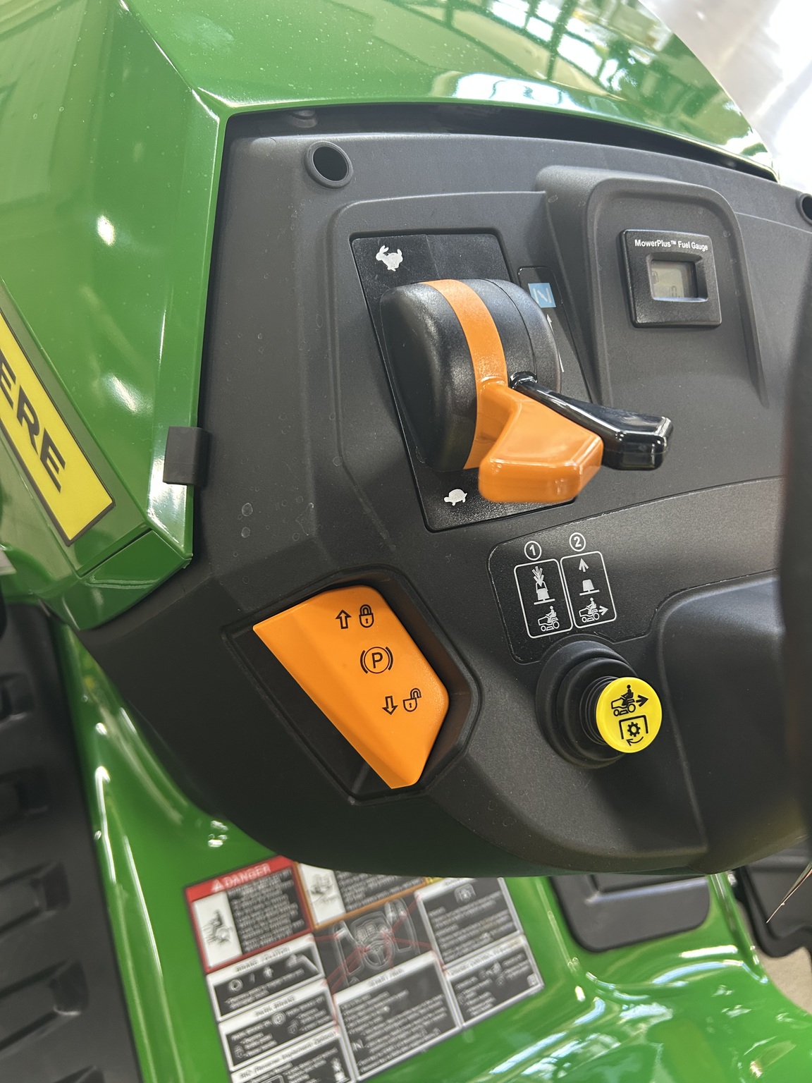 2026 John Deere S240 Image 8